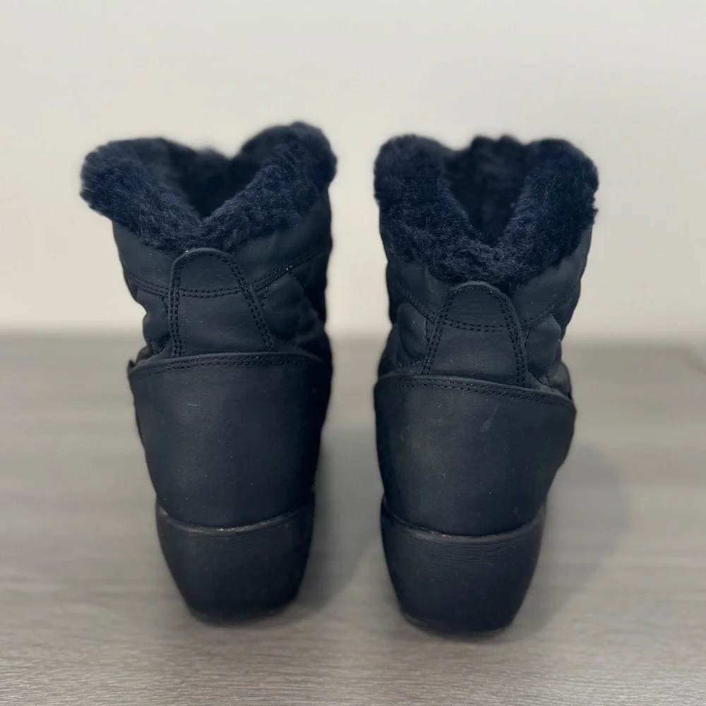Sporto Insulated Black Front Zip Winter Faux Fur Boots (8)